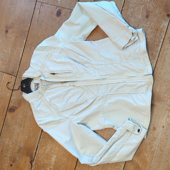 Converse Jackets & Blazers - Converse Women's cream cotton Jacket